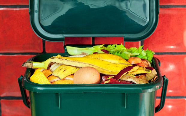Le gaspillage alimentaire : Un affront à notre Créateur et une honte ! Food-waste-bin